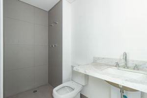 Image 15 - 917394