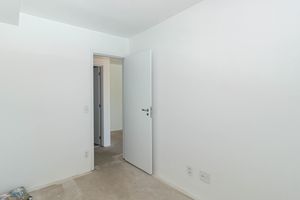 Image 21 - 917394