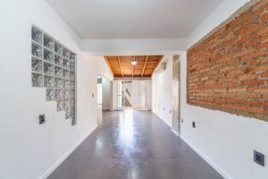 Image 30 - 917403