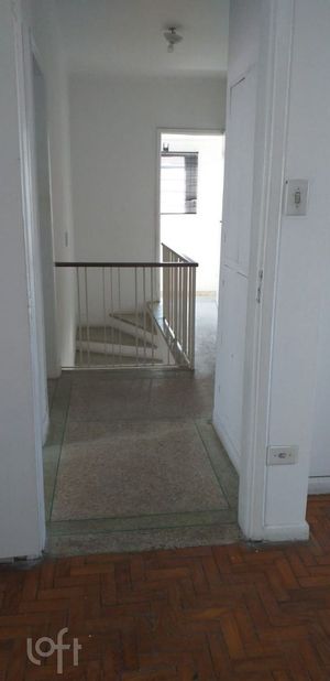 Image 11 - 917408