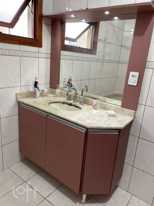 Image 18 - 917423