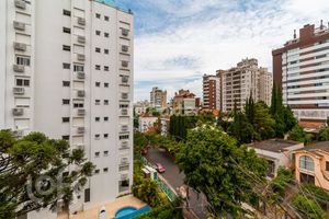 Image 1 - 917489