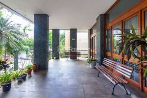 Image 36 - 917489