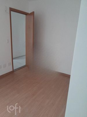 Image 19 - 917497