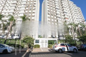 Image 11 - 917500