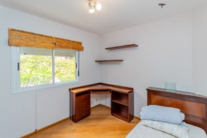 Image 19 - 917507