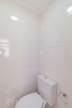 Image 15 - 917516