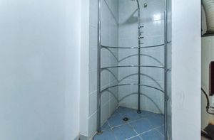 Image 30 - 917522