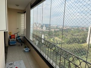 Image 11 - 917525
