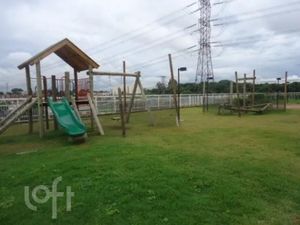 Image 12 - 917552