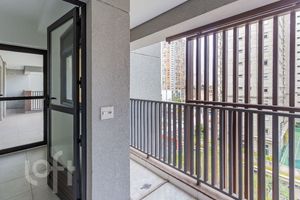 Image 23 - 917564