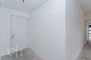 Image 6 - 917564