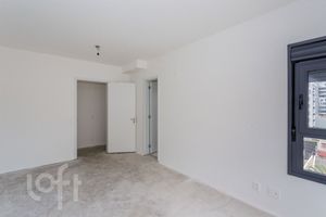 Image 38 - 917564