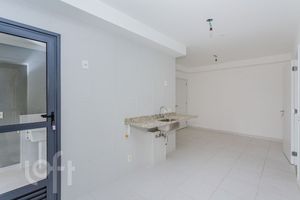 Image 18 - 917564