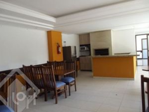 Image 4 - 917566
