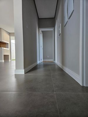 Image 13 - 917568