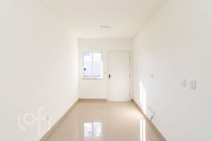 Image 3 - 917574