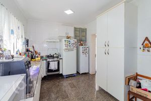 Image 9 - 917578