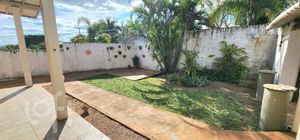 Image 18 - 917581