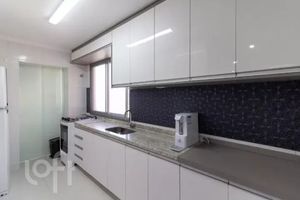 Image 3 - 917586