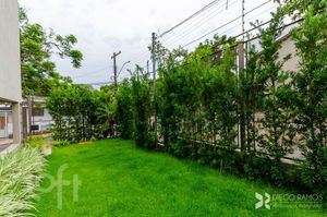 Image 31 - 917588