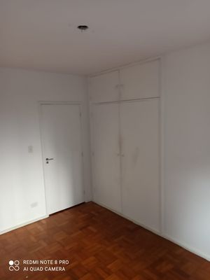 Image 3 - 917593