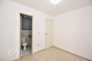 Image 34 - 917595
