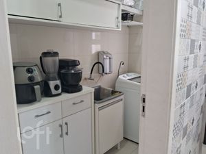 Image 3 - 917610