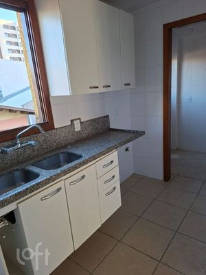 Image 3 - 917613