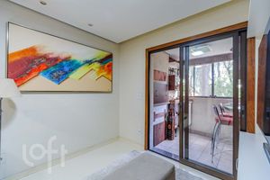 Image 4 - 917615
