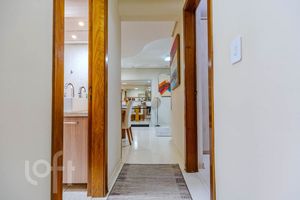 Image 41 - 917615