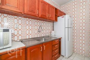 Image 13 - 917617