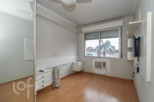 Image 4 - 917617