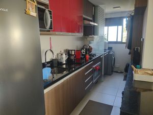 Image 2 - 917626