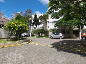 Image 9 - 917635