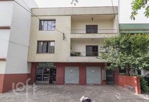 Image 8 - 917681
