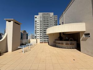 Image 25 - 917683