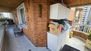 Image 4 - 917702