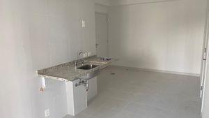 Image 7 - 917715