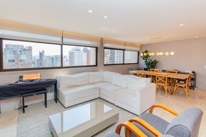 Image 4 - 917730