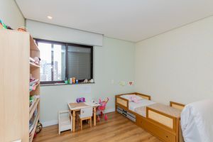 Image 13 - 917730