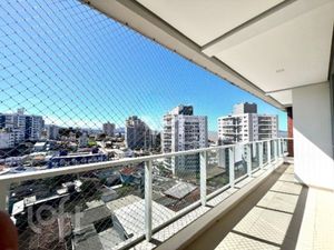 Image 7 - 917741