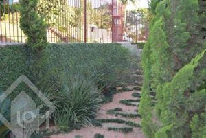 Image 6 - 917745