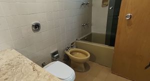 Image 3 - 917746