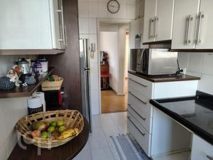 Image 6 - 917747