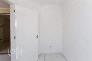 Image 7 - 917749