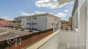 Image 13 - 917755