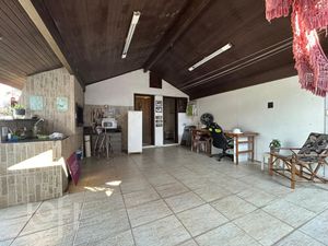 Image 37 - 917758