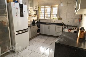 Image 29 - 917758