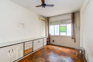 Image 13 - 917801